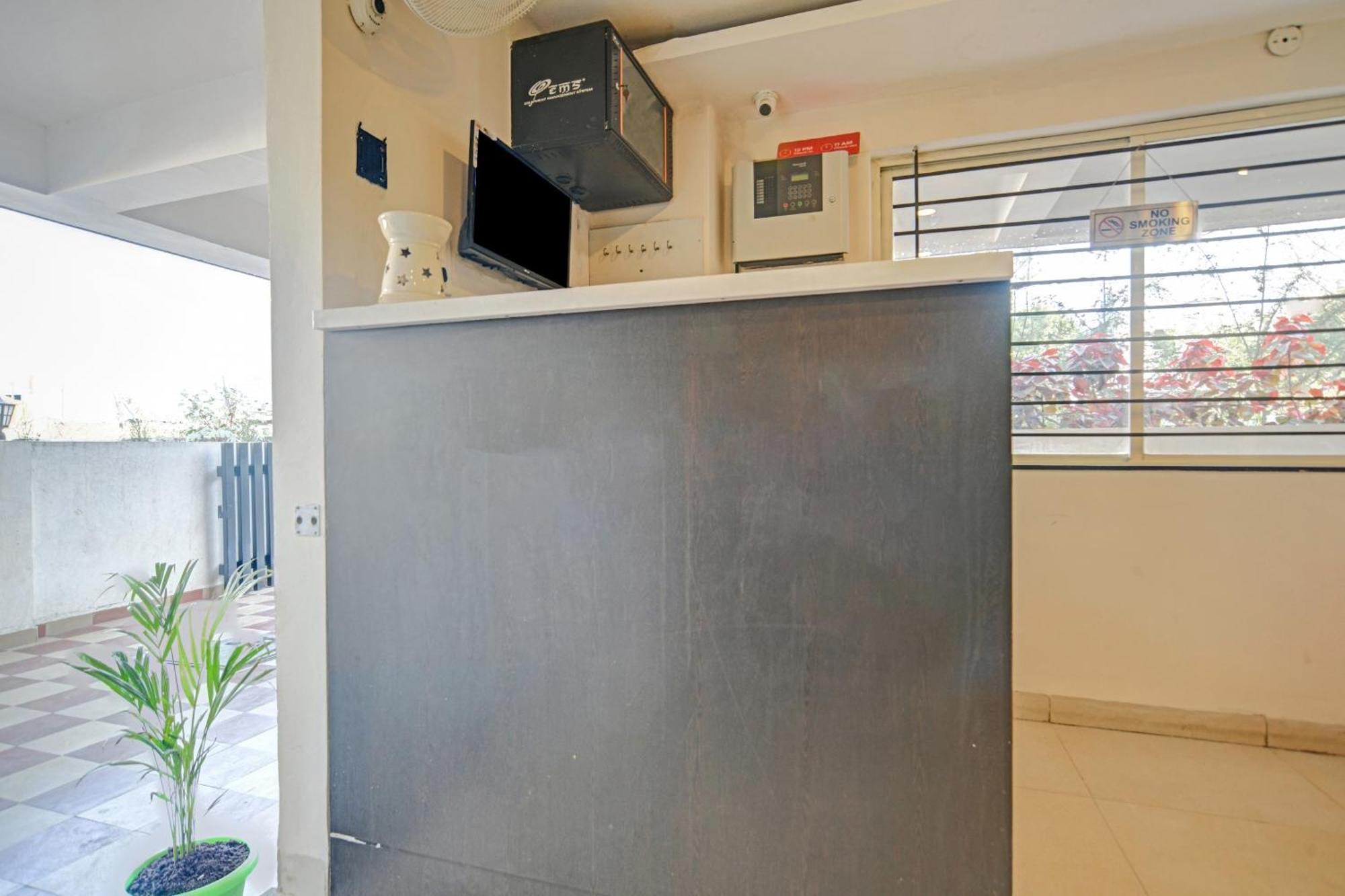 Collection O The Eternity Near Lig Sqaure Hotel Indore Ngoại thất bức ảnh